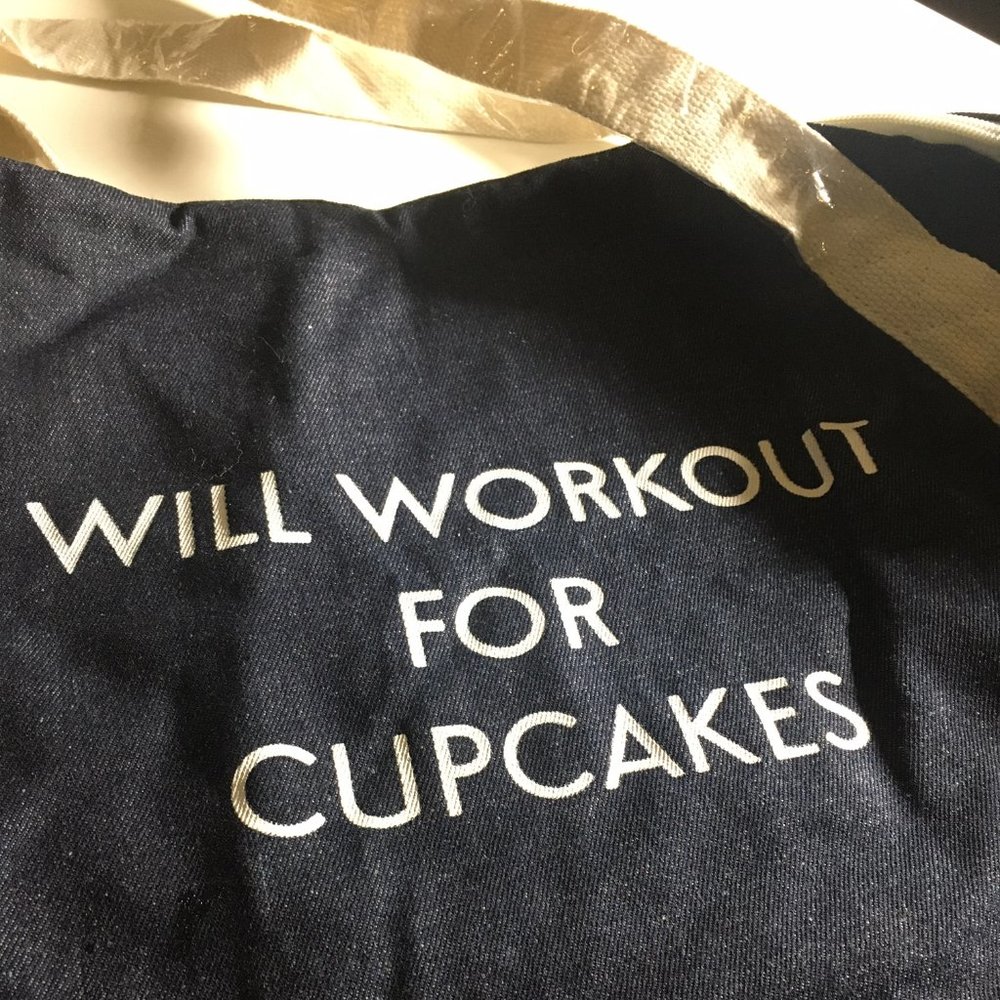 "Will Workout for Cupcakes" gym bag Brand New